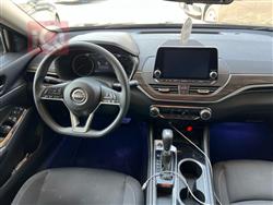 نیسان ئەلتیما